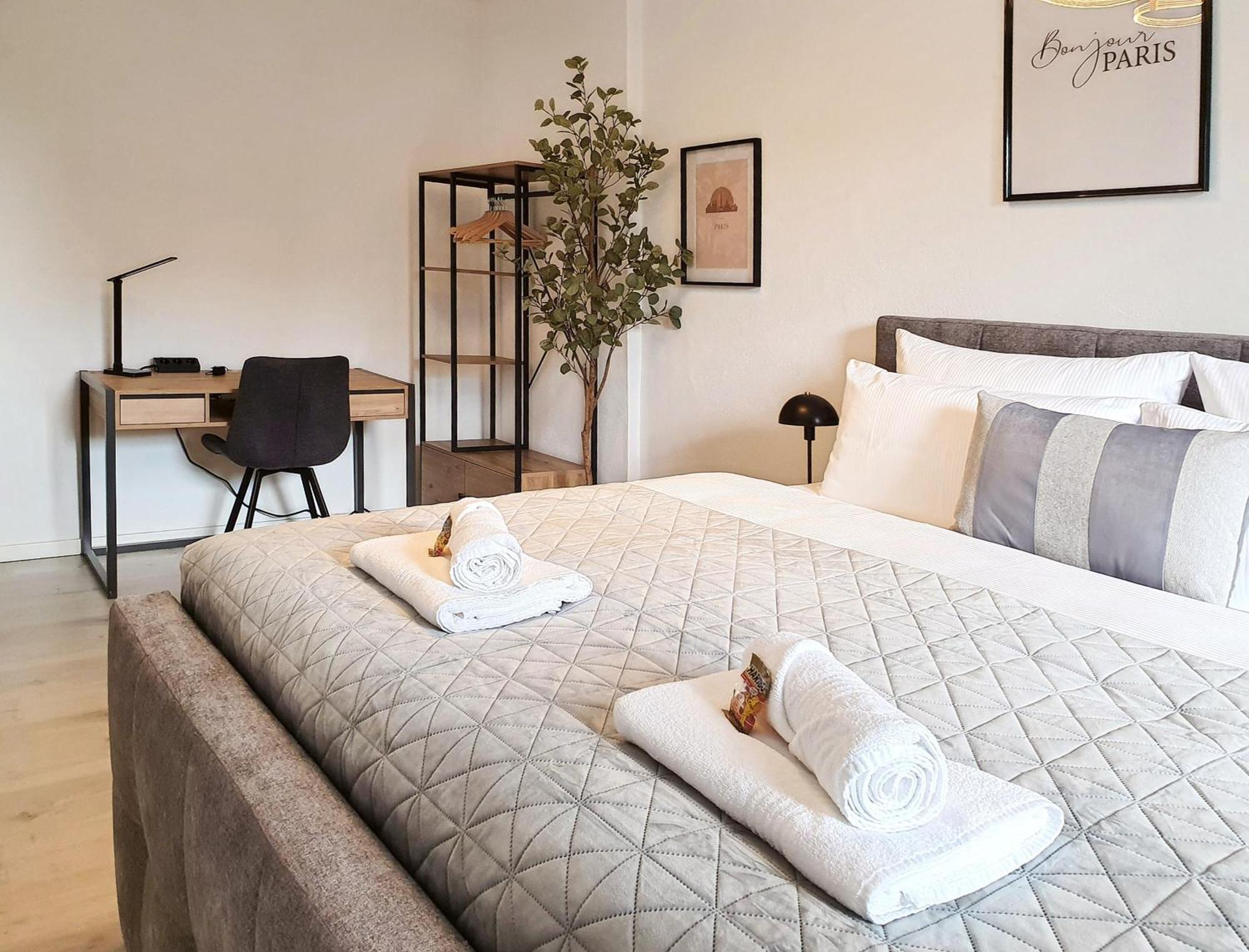 Livation - Apartments Hamm-Mitte - 2 Zi - Nespresso - Smarttv - Freewifi - Ausgestattete Kueche - 24H Check-In - Bis 4 Pers Pro Apartment ฮัมม์ ภายนอก รูปภาพ