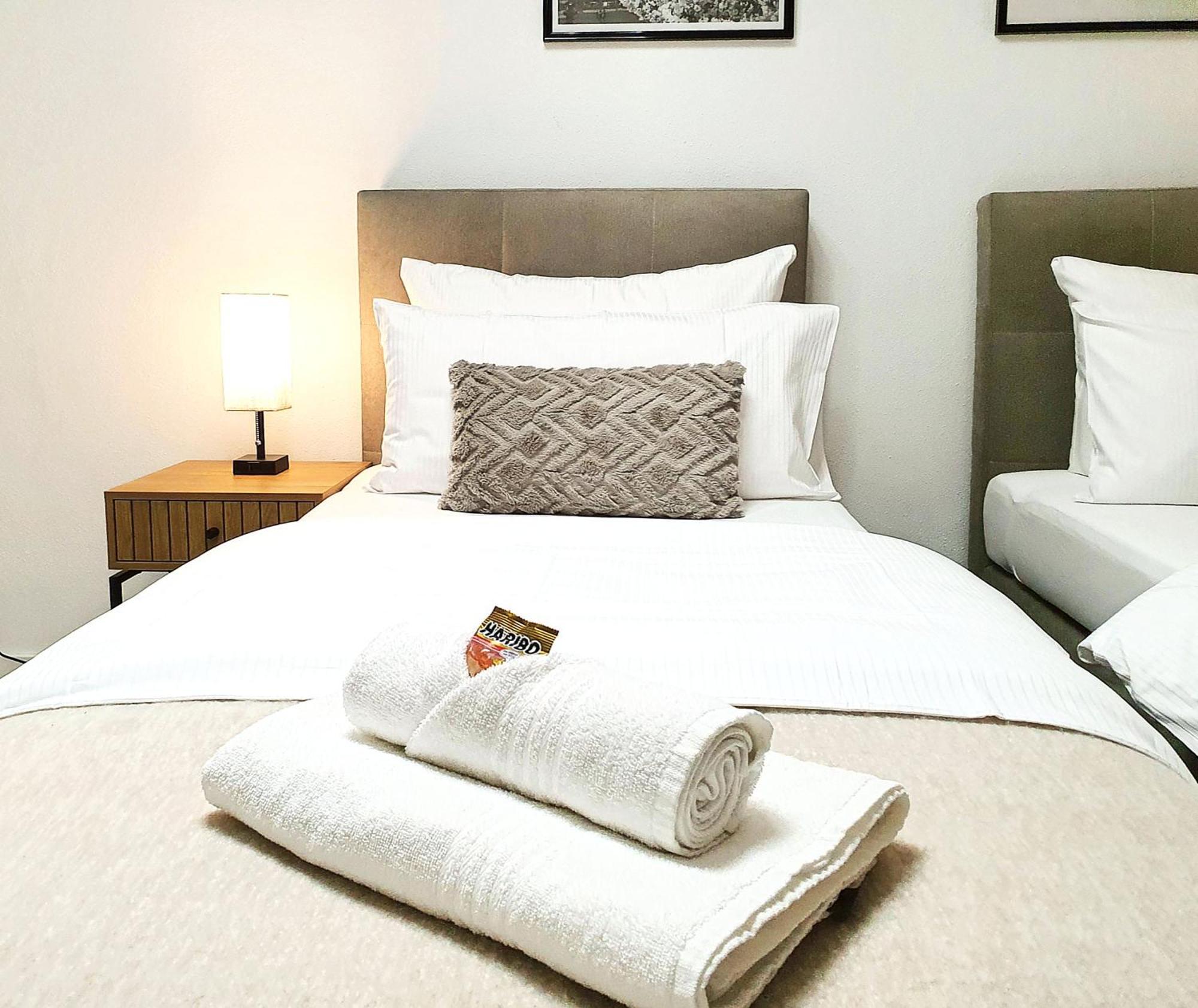 Livation - Apartments Hamm-Mitte - 2 Zi - Nespresso - Smarttv - Freewifi - Ausgestattete Kueche - 24H Check-In - Bis 4 Pers Pro Apartment ฮัมม์ ภายนอก รูปภาพ